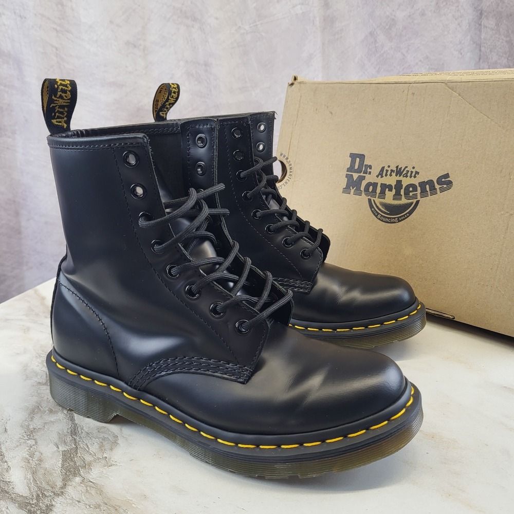 Dr. Martens Size 8 Women's 1460 W Black 8-Eye Lace Up Boots Combat Biker